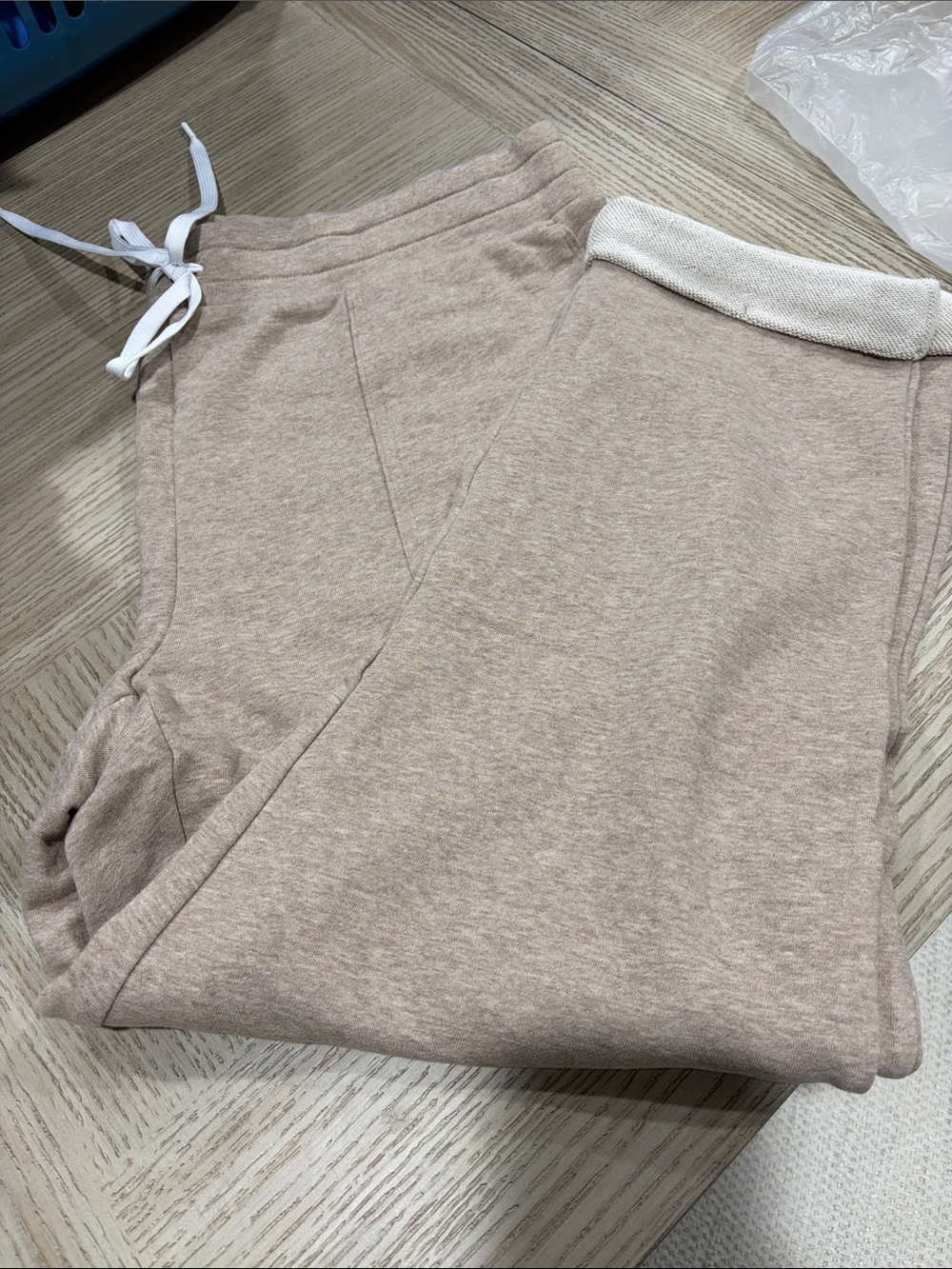 Talbots womens taupewith White Drawstring